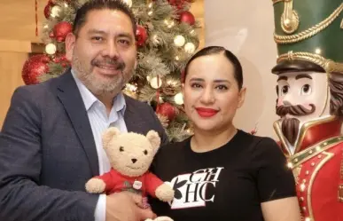 VIDEO: Sandra Cuevas exhibe al amor de su vida en Plaza Garibaldi