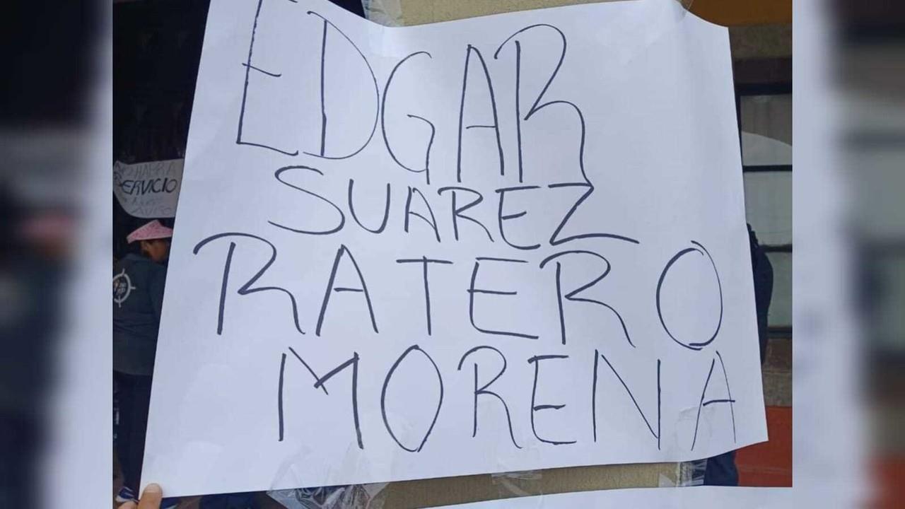 Toman el palacio municipal de Cocotitlán; reclaman fraude de tres regidores