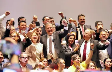 Adán Augusto pide serenidad tras renuncia de Ebrard; Monreal esperará al Consejo