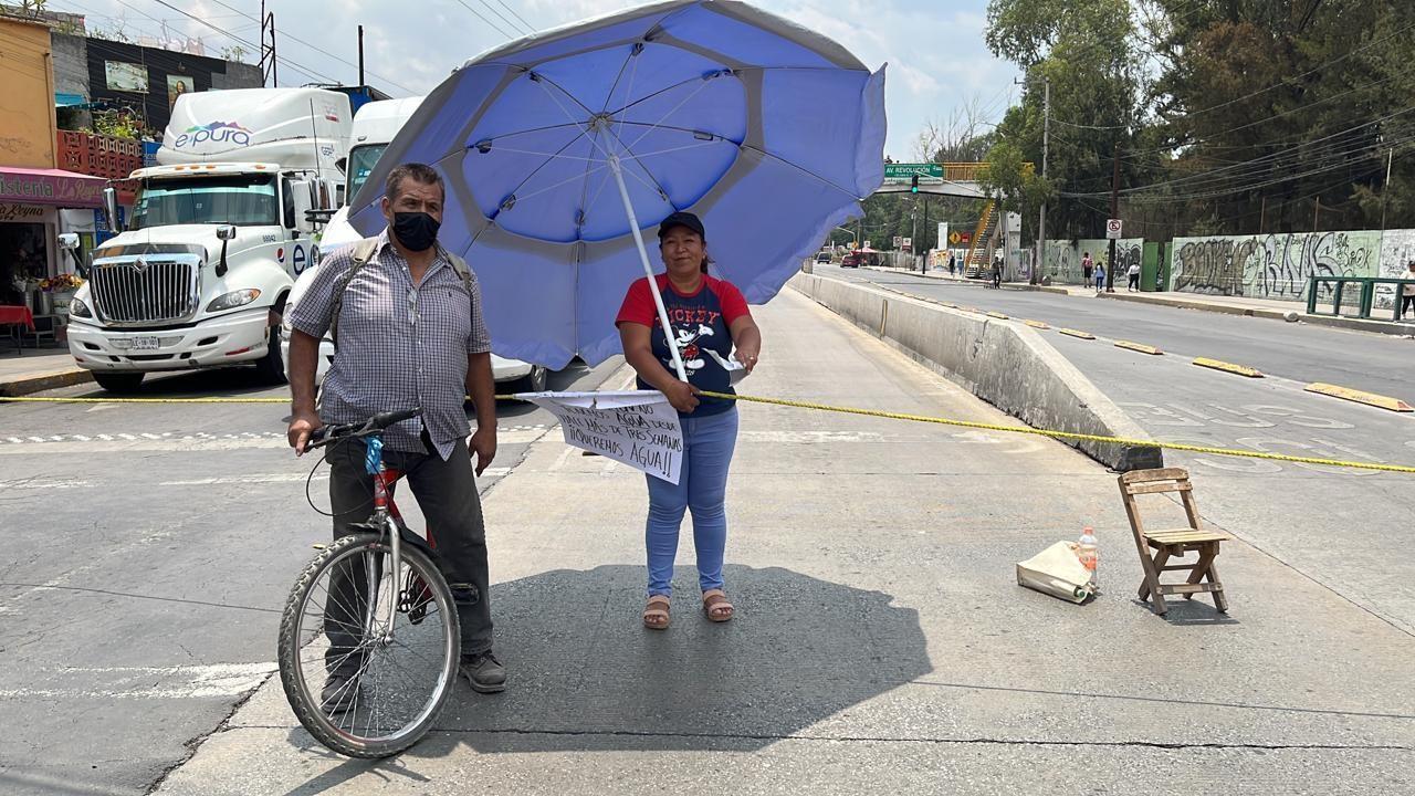 En Ecatepec la falta de agua ya es un problema recurrente y vecinos de las colonias señalan que llevan más de 3 de semanas sin agua en sus domicilios. Foto: Israel Lorenzana.