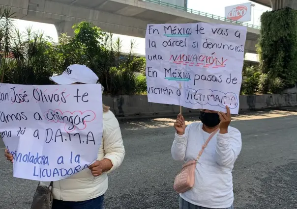 Bloquean Periférico Norte en protesta del encarcelamiento de Diana Moreno