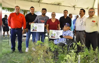 Inicia programa de reforestación en Unidad Deportiva Francisco Gómez Palacio