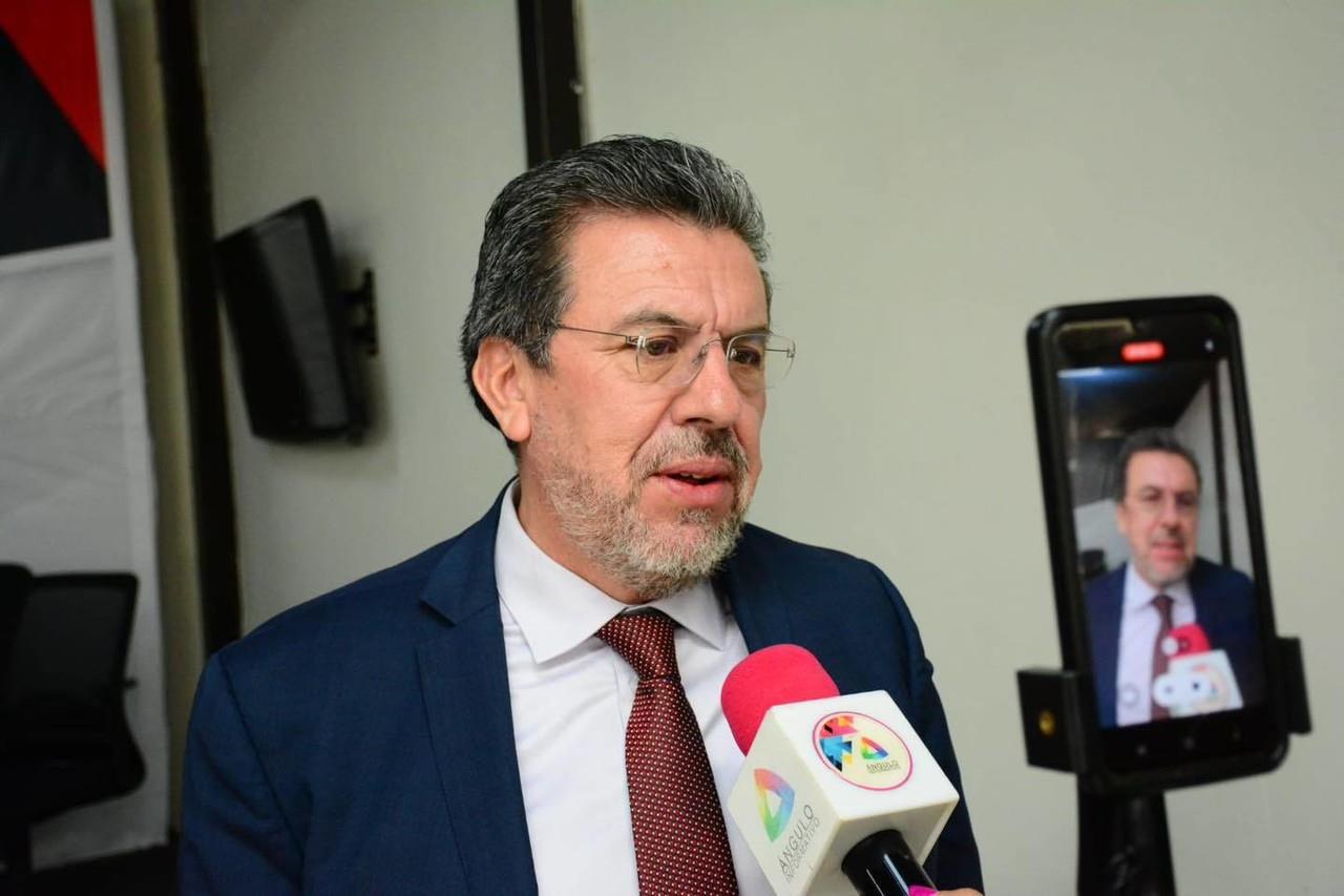 Está muy bien que se investigue a aviadores: RLP. Foto: Facebook Ricardo López Pescador.