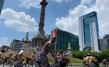 Se desnudan de prejuicios para concientizar sobre el uso de la bicicleta