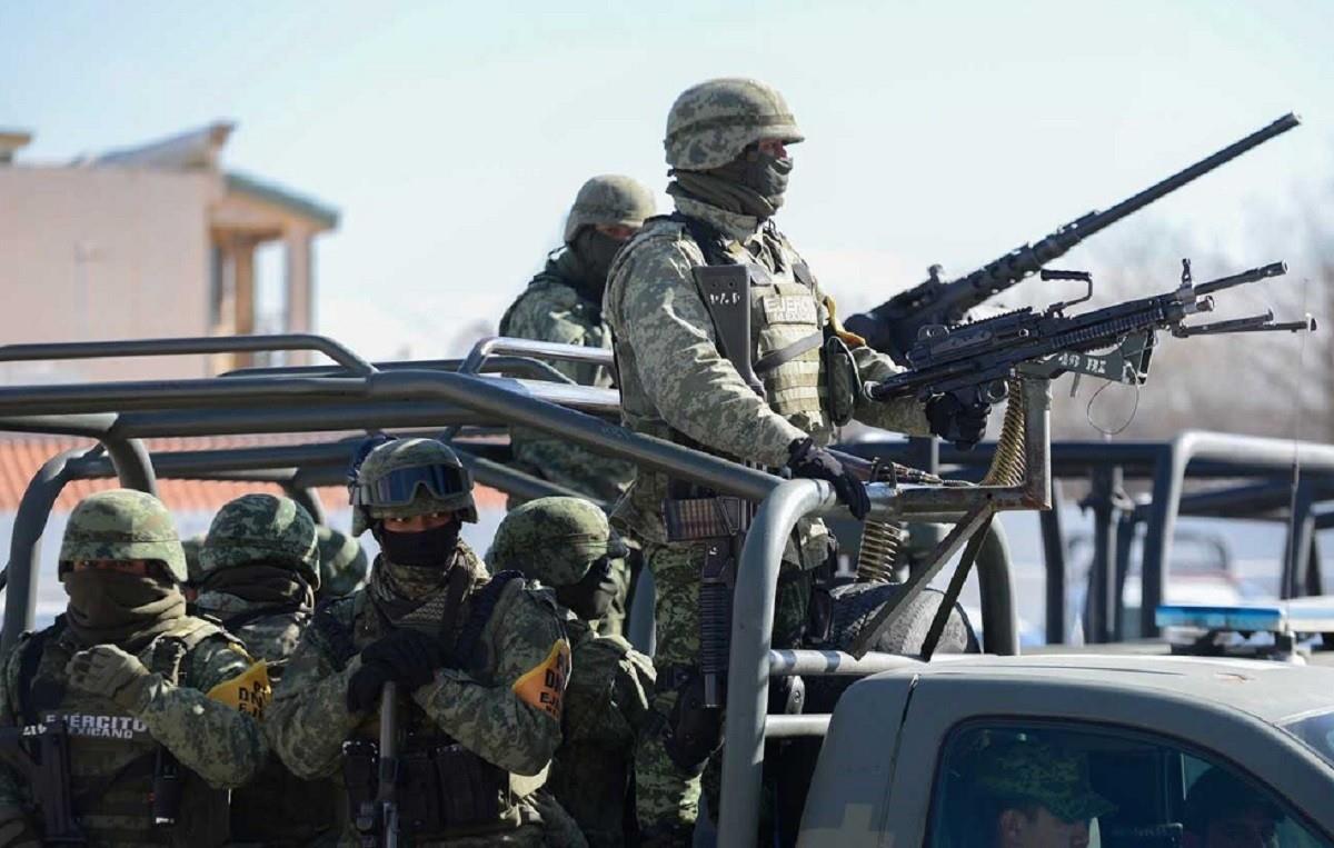 Elementos de la Secretaría de la Defensa Nacional (SEDENA) durante un recorrido de vigilancia en el estado de Chihuahua. Foto: Norte Digital