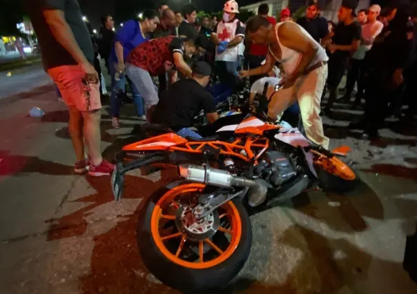 VIDEO: Muere joven tras arrancones en motocicleta en Minatitlán, Veracruz