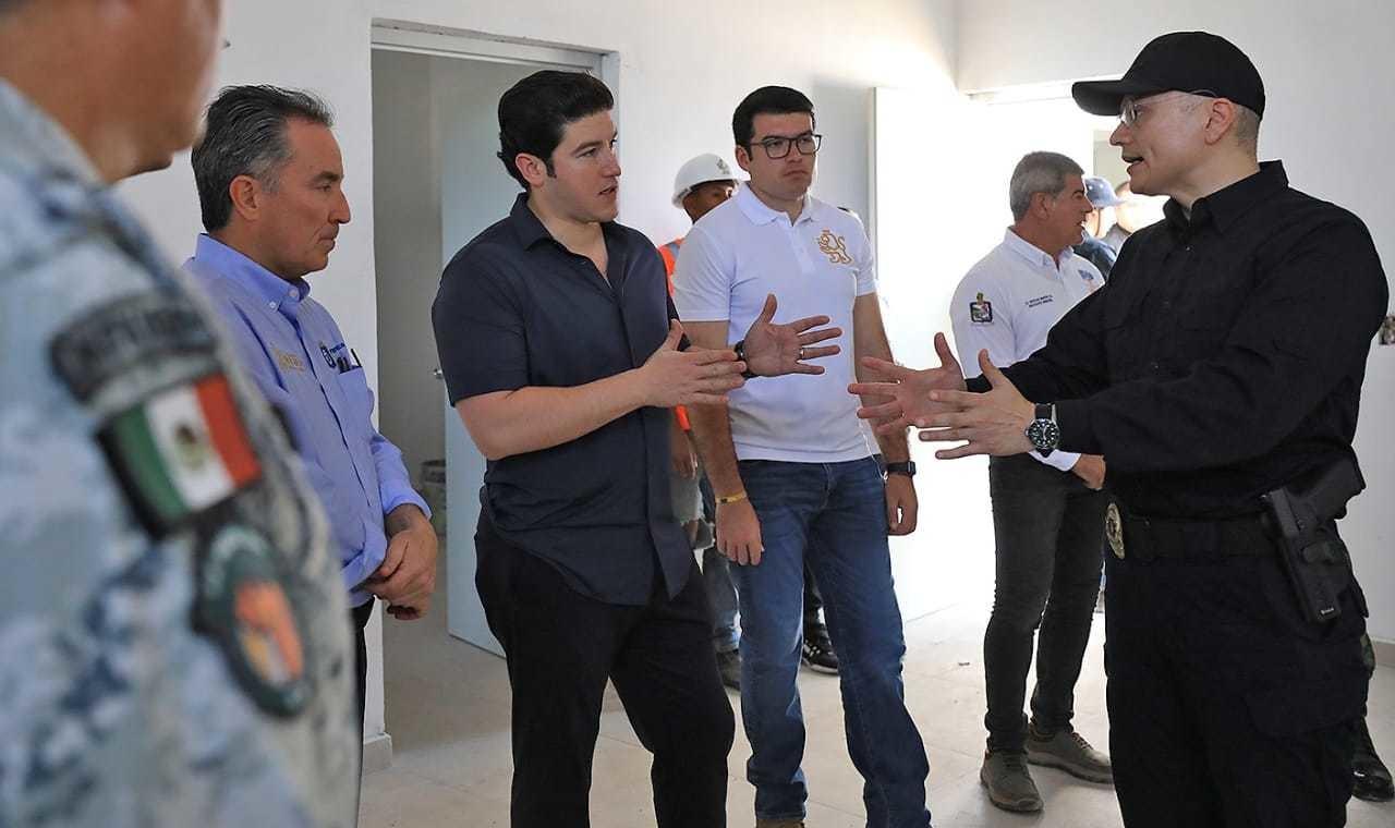 Supervisa Samuel García nuevo  destacamento de Fuerza Civil en Cerralvo