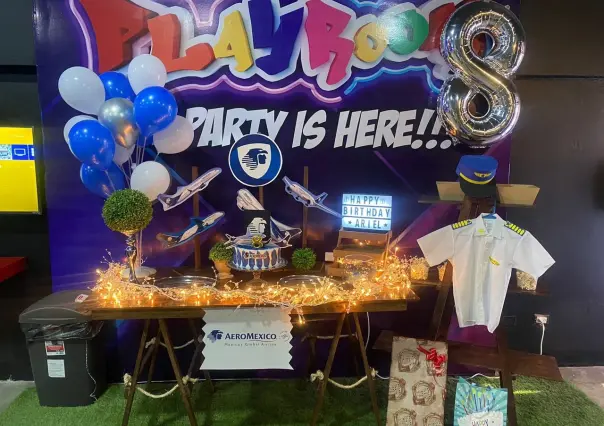 Niño celebra cumpleaños temático con Aeroméxico