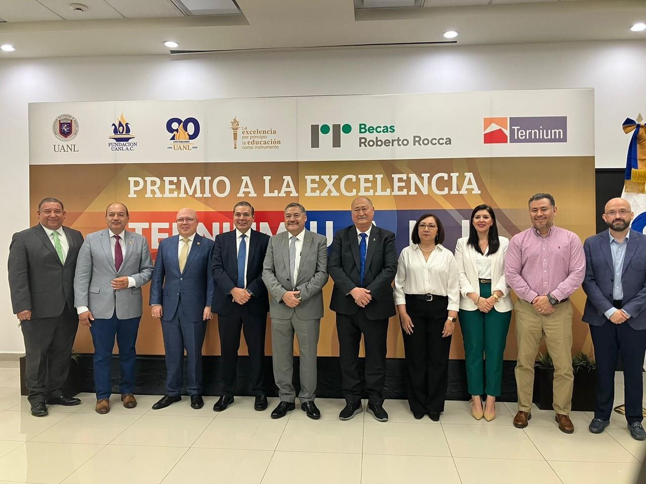 Entregará Ternium premio a la excelencia a estudiantes destacados de la UANL