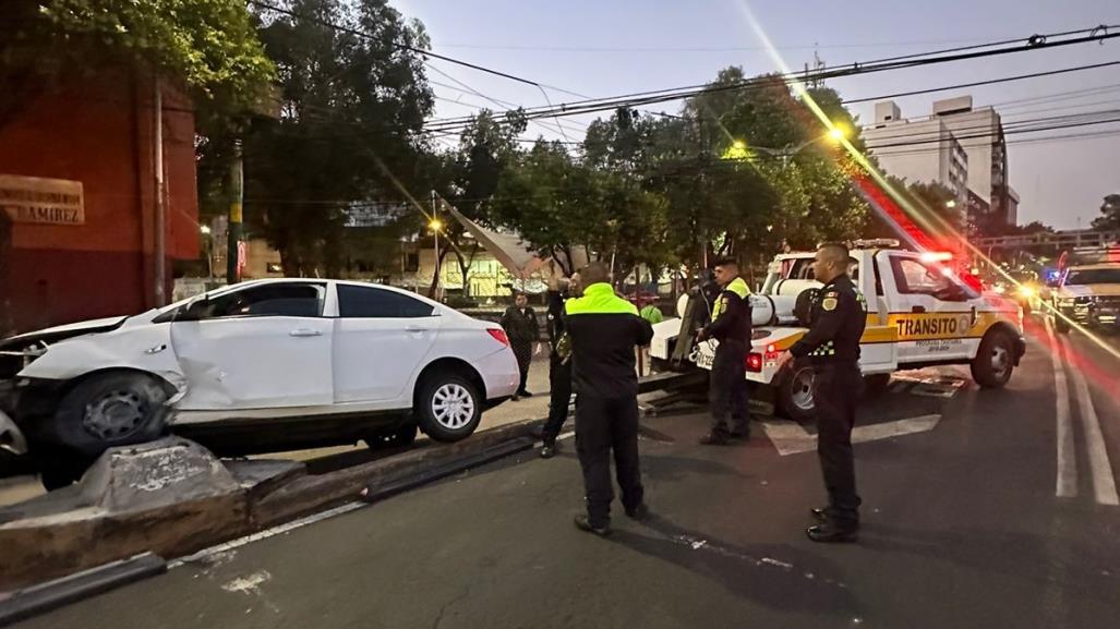 Conductor de Didi se queda dormido y choca contra malla ciclónica