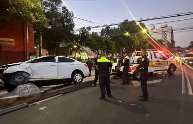 Conductor de Didi se queda dormido y choca contra malla ciclónica