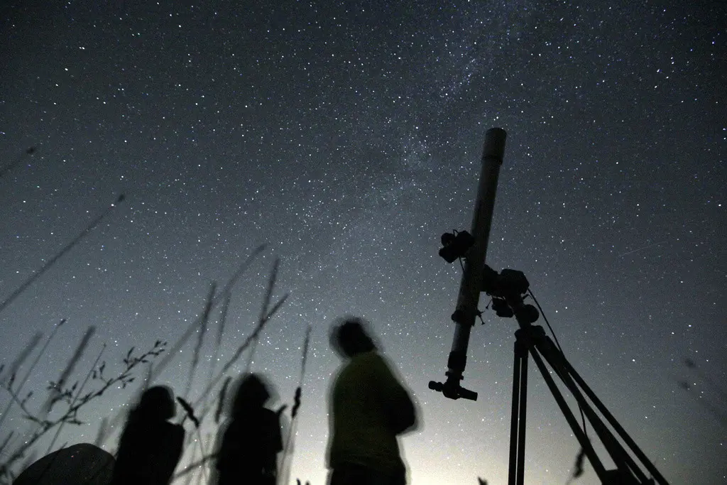 ¡Mira al cielo! Cinco planetas se alinearán antes del amanecer del sábado