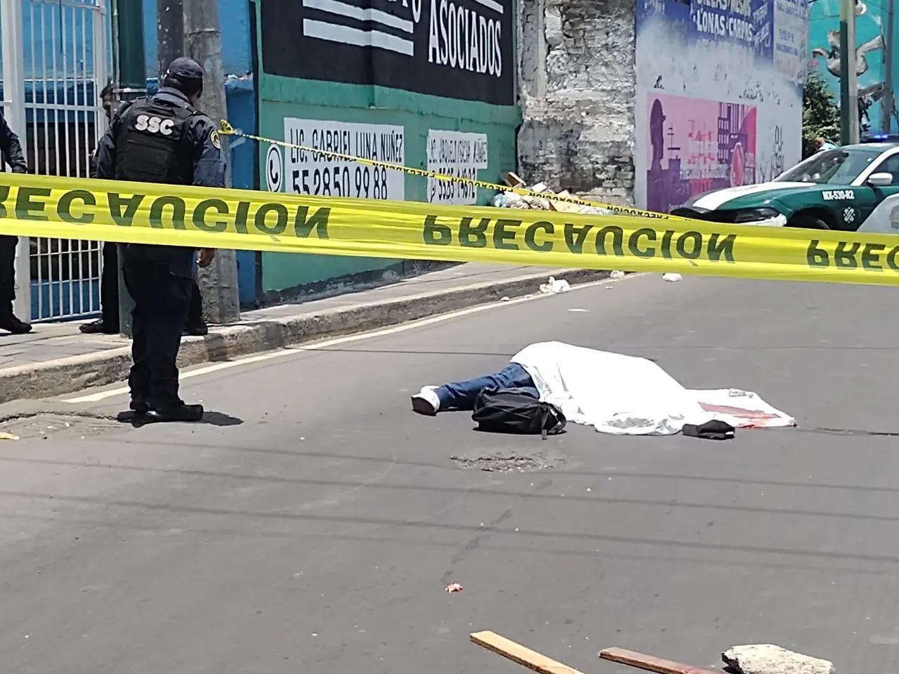 Hombre muere tras ser atropellado en Iztapalapa. Foto: Ramón Ramírez