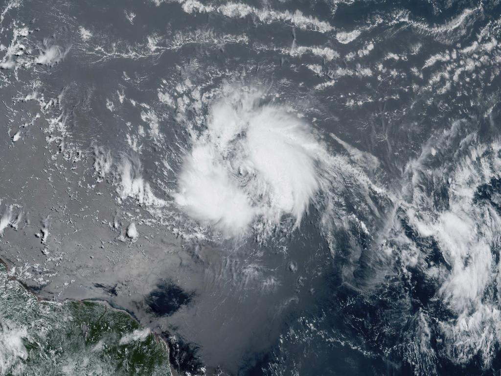 Caribe se prepara para inundaciones ante llegada de Tormenta tropical Bret