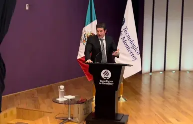 Samuel García presenta su nuevo libro sobre el equilibrio en la Federación