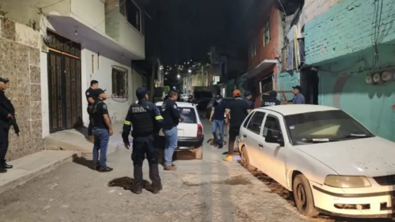 Detienen a 15 presuntos implicados en narcomenudeo en tres cateos simultáneos, realizados en colonias de Ecatepec. Foto: Cortesía