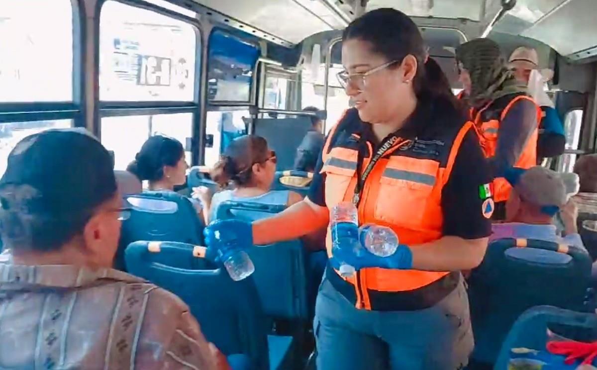 Realiza Protección Civil de Nuevo León operativo carrusel de hidratación