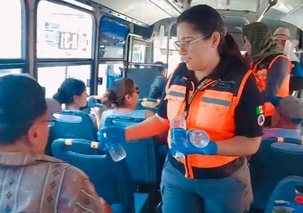 Realiza Protección Civil de Nuevo León operativo carrusel de hidratación