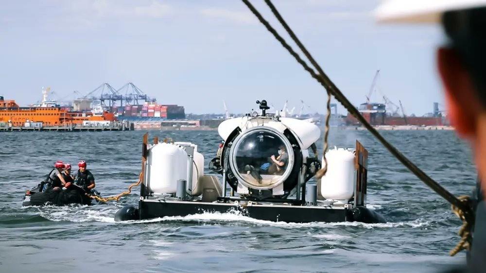 La Guardia Costera de Estados Unidos confirmó que los escombros hallados cerca del Titanic eran del submarino Titan y que los cinco tripulantes fueron hallados sin vida. Foto: CNN.