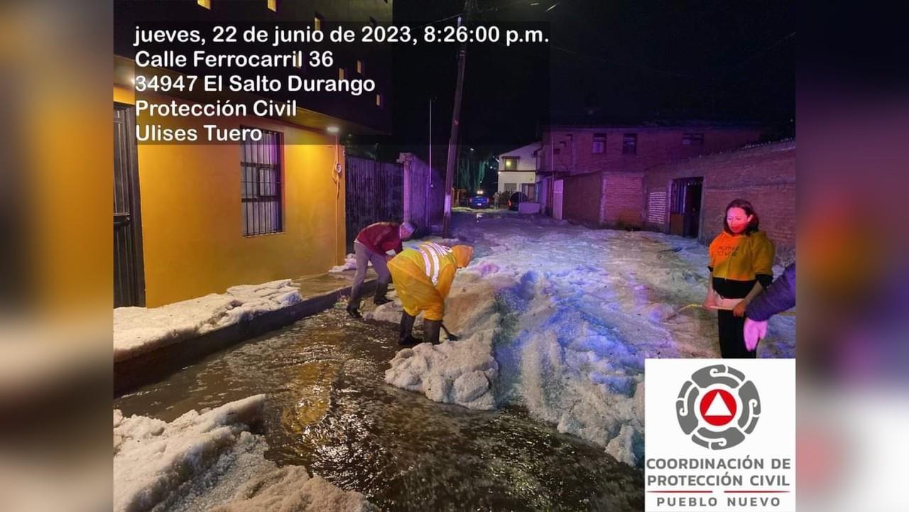 El granizo sorprendió a Pueblo Nuevo. Foto: Cortesía.