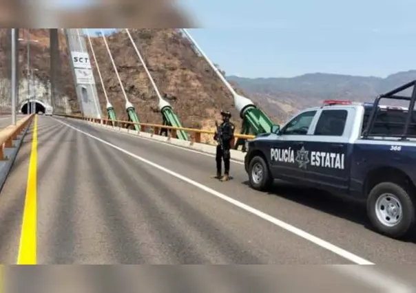 Continúan recorridos de vigilancia en carreteras por parte de la Policía Estatal