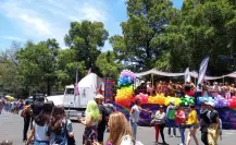Marchan miles de integrantes de la comunidad LGBTTTIQA+ en Paseo de la Reforma