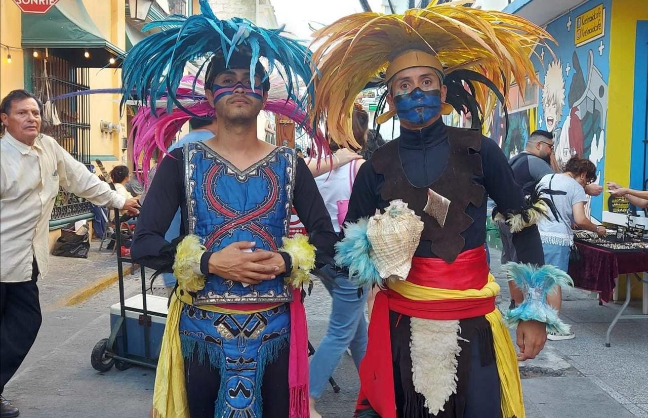 El grupo de danza está conformado por diez integrantes. Foto: Pablo González