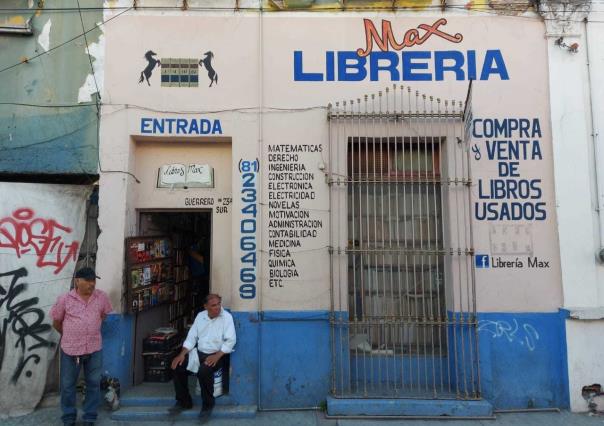 Librería Max: de cuatro cajitas de libros a una librería completa