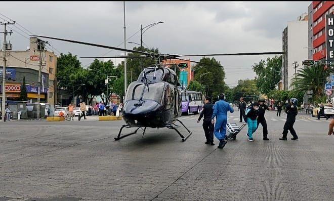 Helicóptero de la SSC traslada órganos procedentes de Puebla hacia la CDMX. Foto: Ramón Ramírez