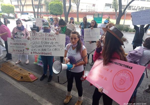 Protesta feminista exige justicia para niños víctimas de violencia