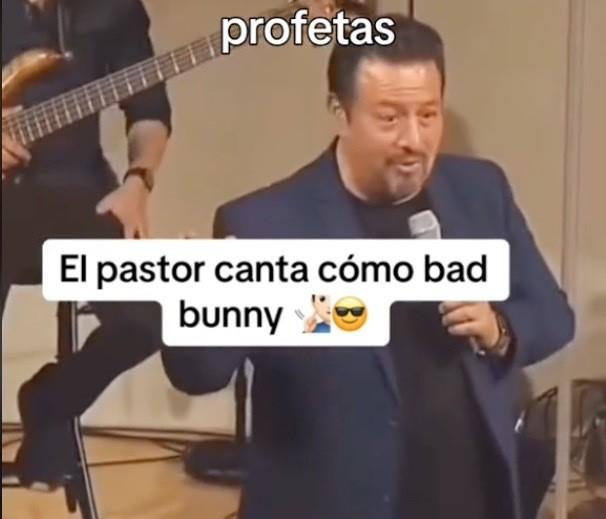Por medio de TikTok, se compartió el video donde se aprecia al sacerdote impartiendo la palabra de Dios al ritmo de la canción Me porto bonito. Foto: TikTok @edwinmejiahn.