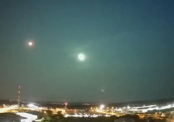 VIDEO: Captan momento en que cae y explota meteorito en República Checa