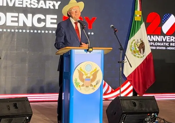 Embajador Ken Salazar destaca relación México-Estados Unidos