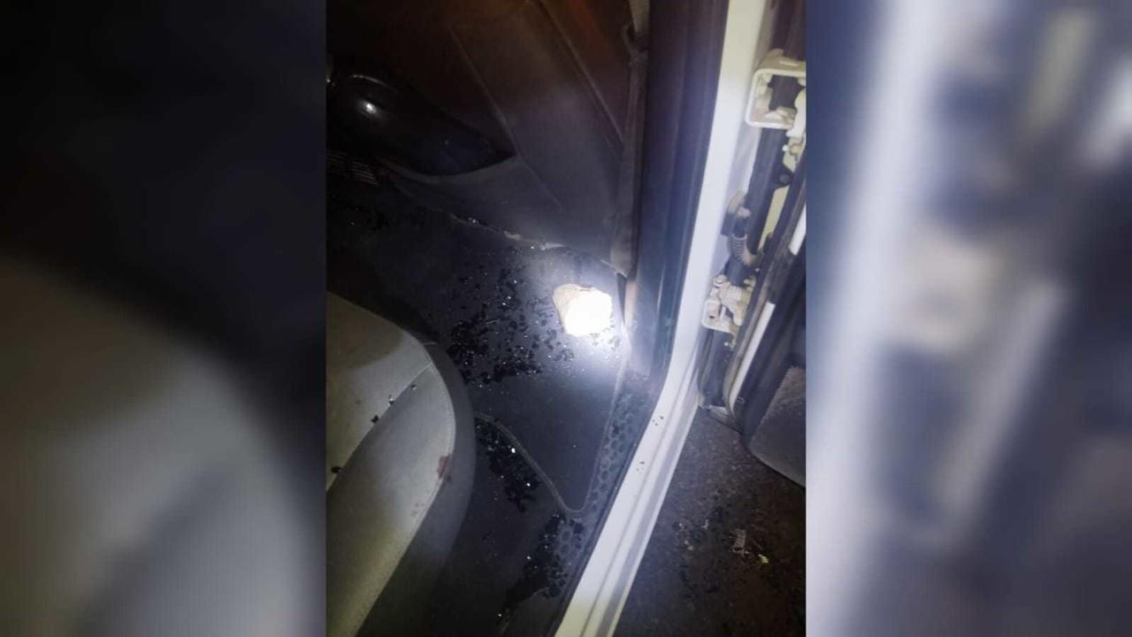 Vinculan a proceso al adolescente que mató a policía de una pedrada