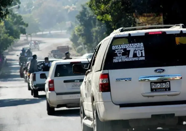 Tras asesinato de Hipólito Mora autodefensas amenazan con regresar a Michoacán