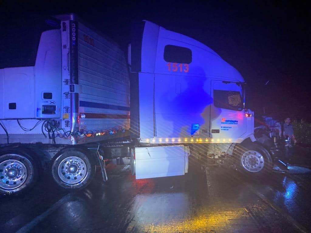 Choque múltiple deja un muerto y 2 heridos en Zacatecas