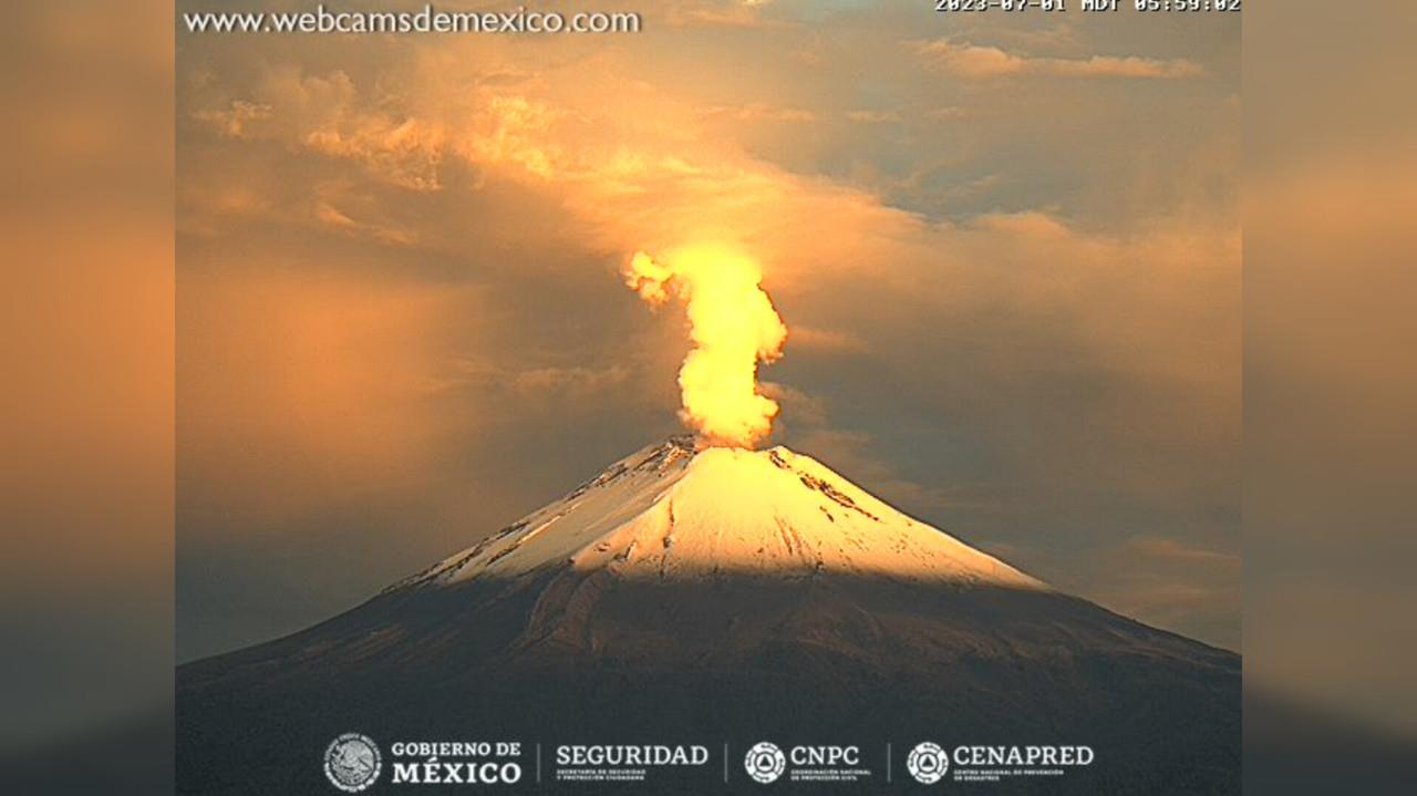 El mes de julio, el volcán Popocatépetl inició con 58 exhalaciones acompañadas de vapor de agua, gases y ceniza que llegó a los municipios de Ixtapaluca y Chalco. Foto: Cortesía