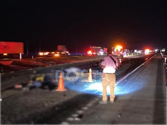 Deja choque de autobús y camión de carga 4 muertos en Galeana