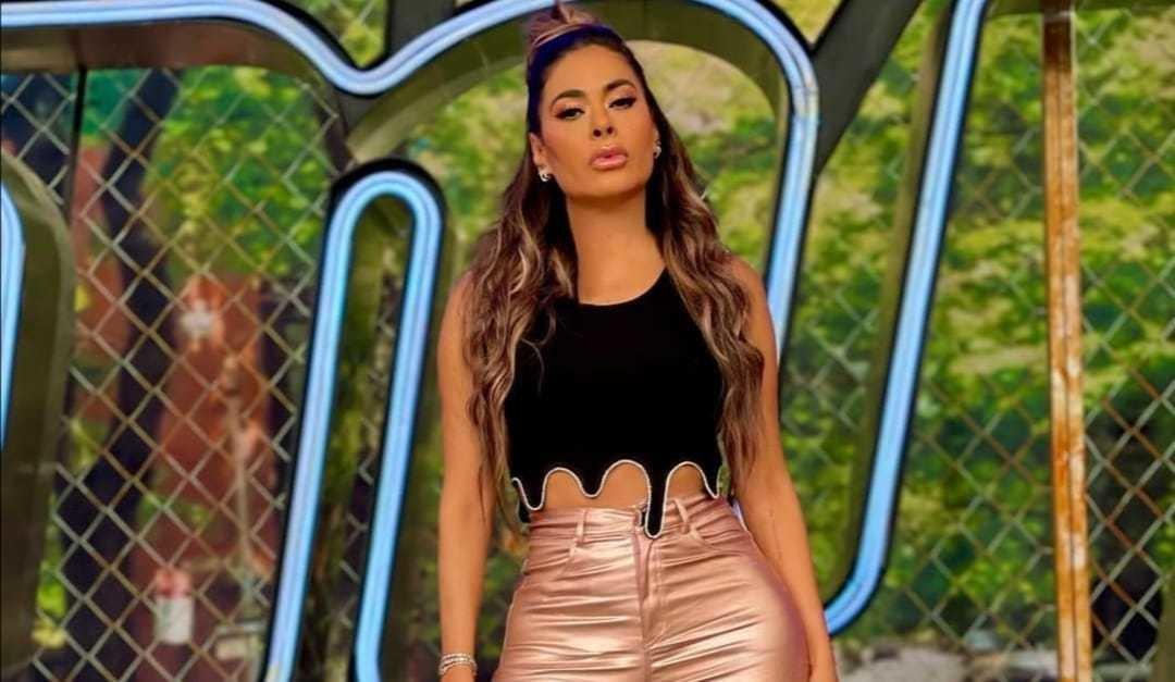 Galilea Montijo dio de qué hablar esta noche por su forma de conducir. Foto: Instagram