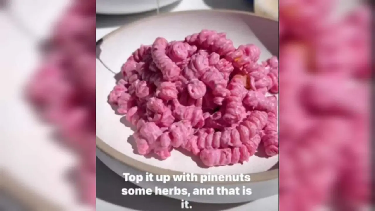 Ahora podrás disfrutar de una deliciosa y colorida pasta Barbie que seguramente será la sensación en tus redes sociales. Foto. Captura de Imagen