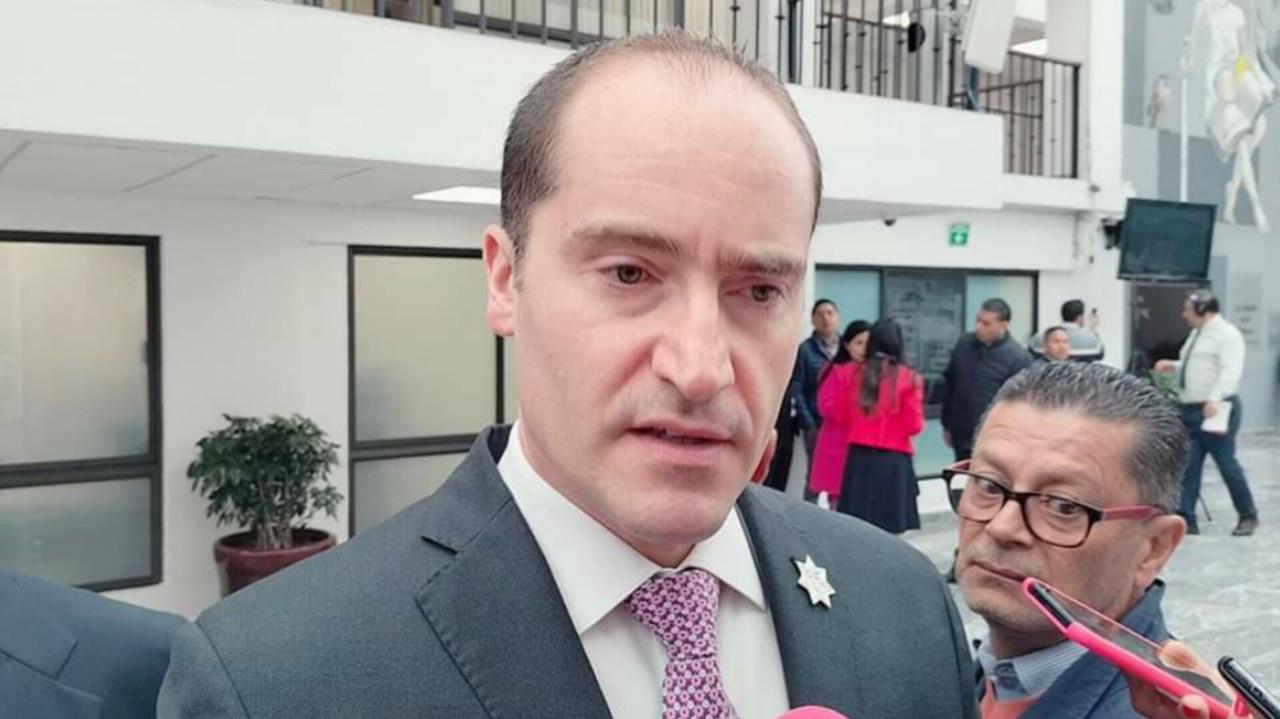 Rodrigo Martínez-Celis Wogau, Secretario de Seguridad del Estado de México, confirmó que se detuvieron a cuatro personas, presuntamente, implicadas en los hallazgos de restos humanos en el Valle de Toluca. Foto: Cortesía