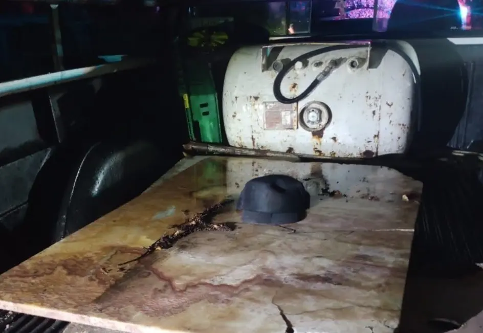 Detienen a dos hombres por robo a un negocio en Guadalupe