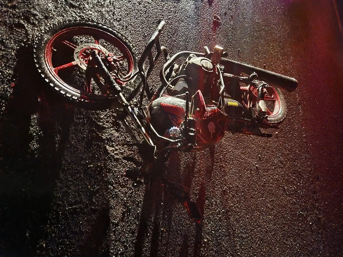 Tráiler embiste y mata a motociclista en Zacatecas