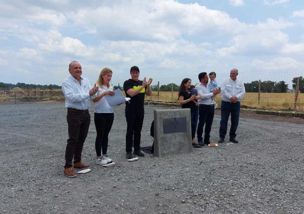 Colocan la primera piedra del nuevo hospital en General Terán