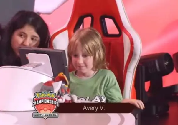 Niña de 7 años se corona campeona internacional de Pokémon