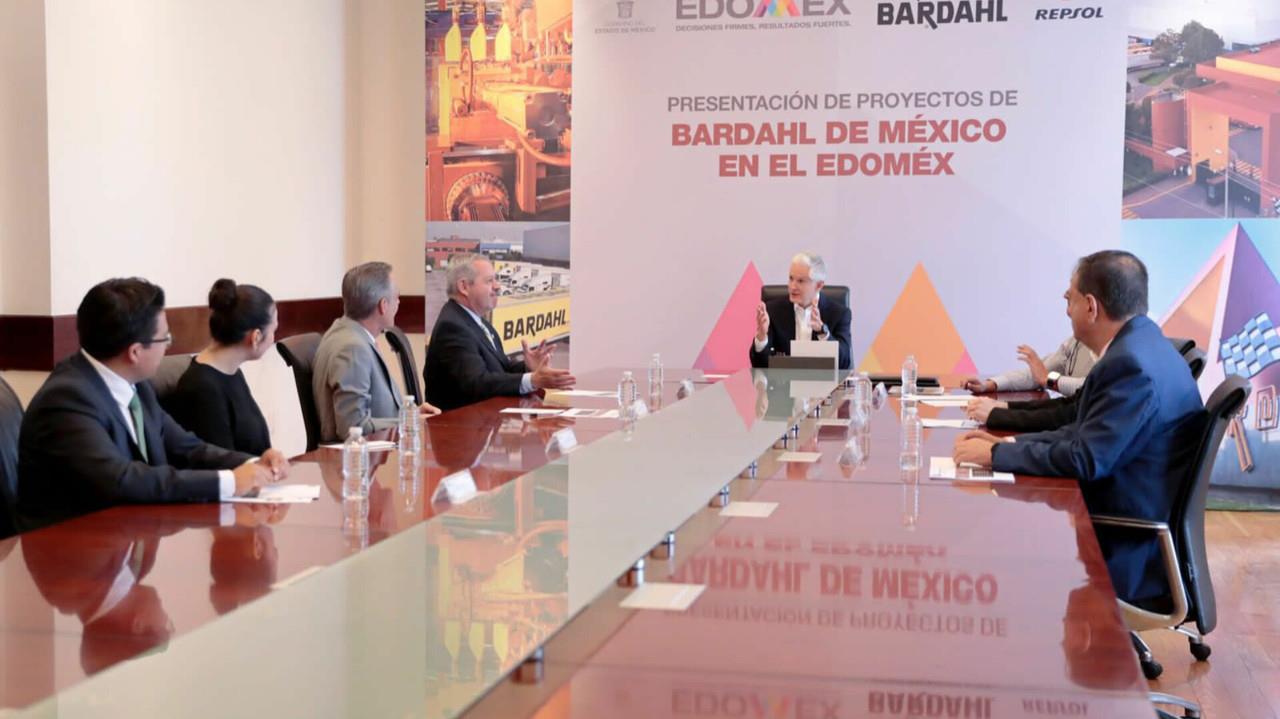 Alfredo del Mazo anunció el proyecto de mejora integral para Bardahl, planta de Toluca,  con lo cual mejorará sus procesos productivos. Foto: Cortesía