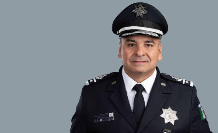 El Secretario de Seguridad Pública, Óscar Galván, desconocía la reapertura del paso de la caseta clandestina de la Supercarretera. Foto: Archivo.