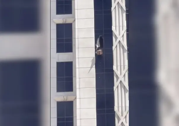 Hombre arroja objetos en hotel Caesars Palace de Las Vegas y toma rehén