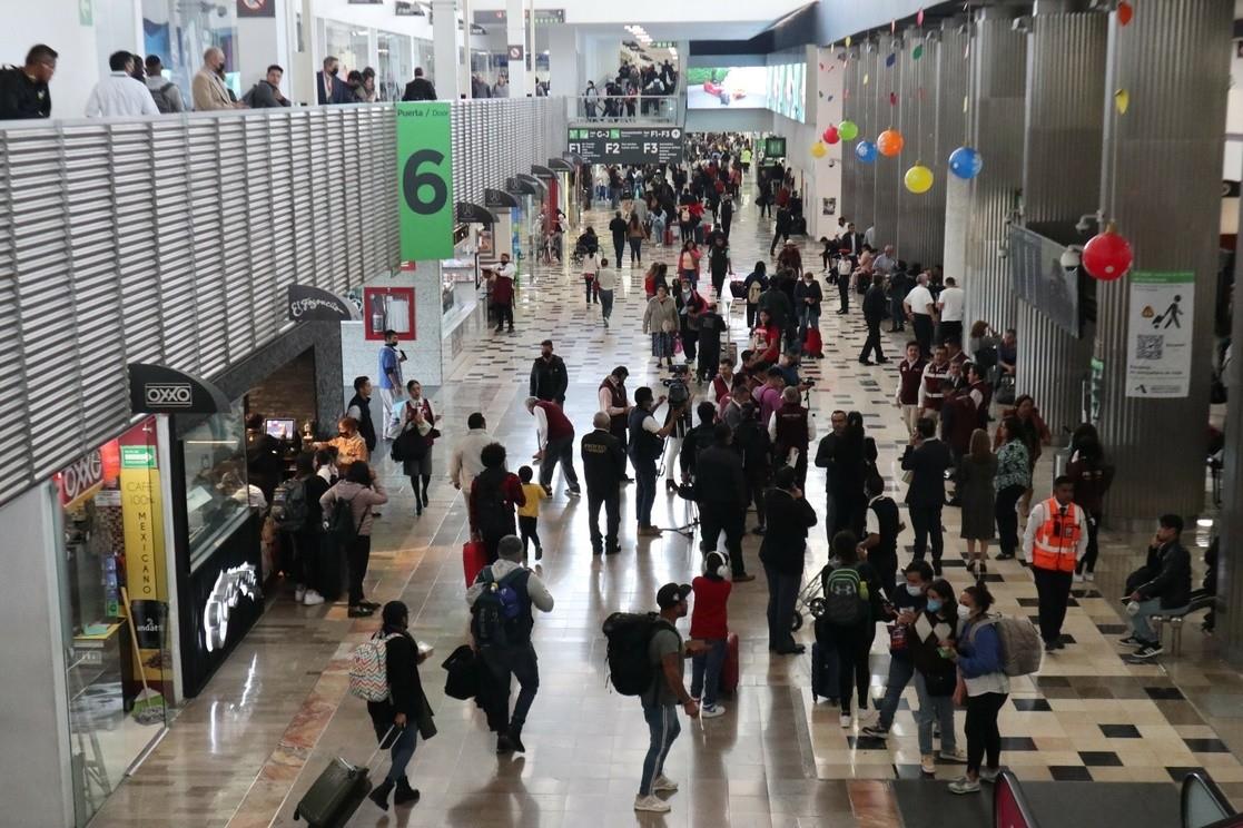 Aerolíneas deben indemnizar a pasajeros por sobreventa de vuelos. Foto Alfredo Domínguez/ La Jornada