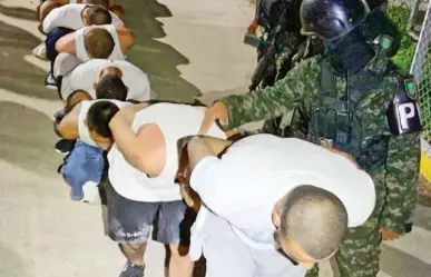¡Al estilo Bukele! Exhiben traslado de pandillas en Honduras